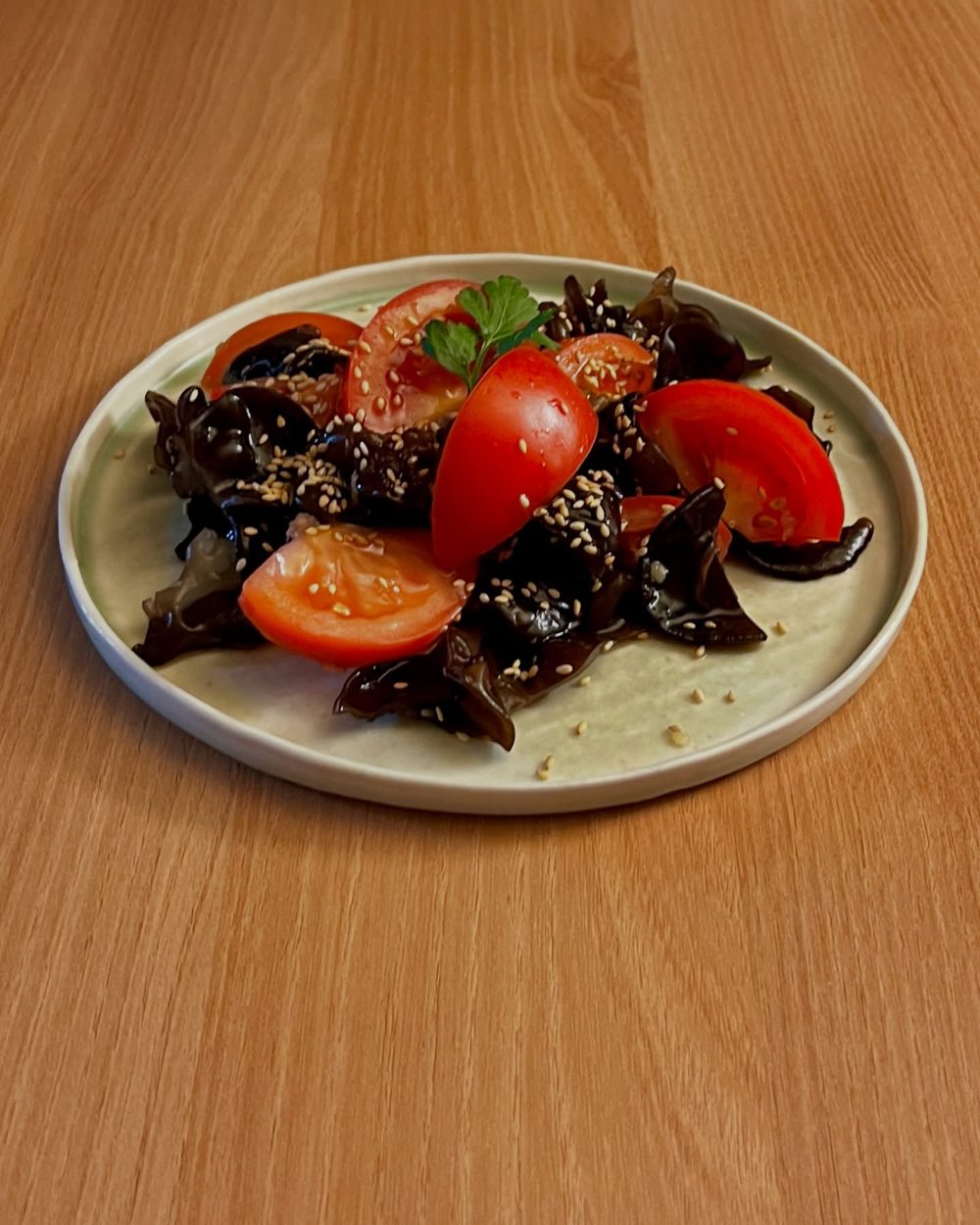 블랙펄토마토샐러드 목이버섯