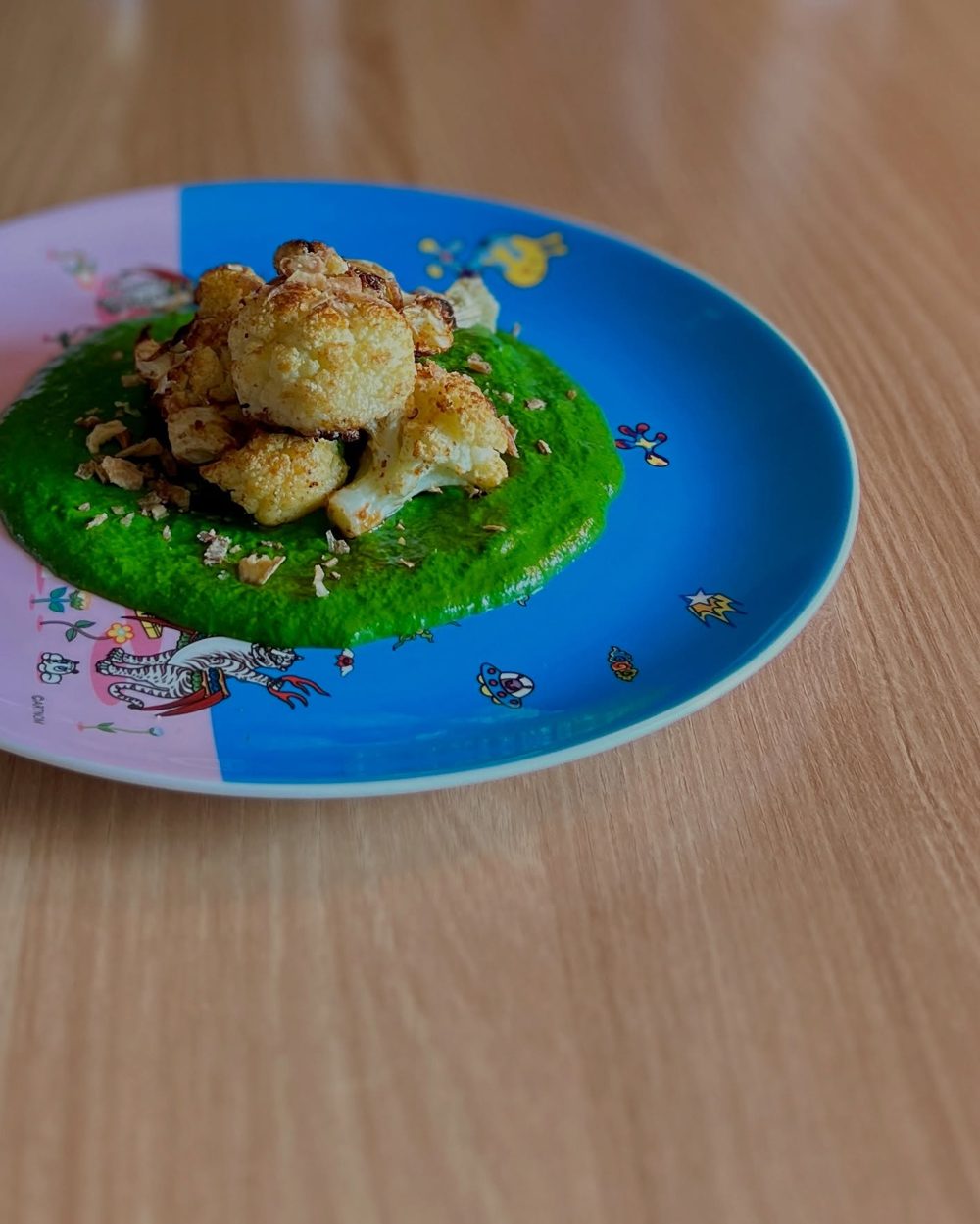 시금치 블렌드를 곁들인 바삭하게 구운 콜리플라워 Crispy cauli & creamed spinach 2