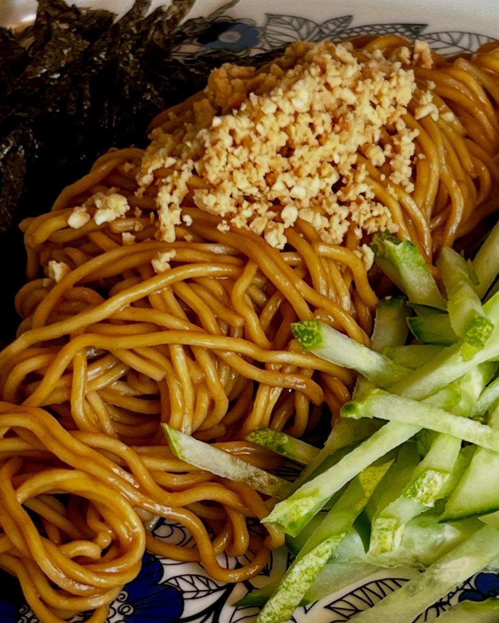 땅콩버터들기름국수 Egg Noodles with Peanut Butter and Perilla Oil 3