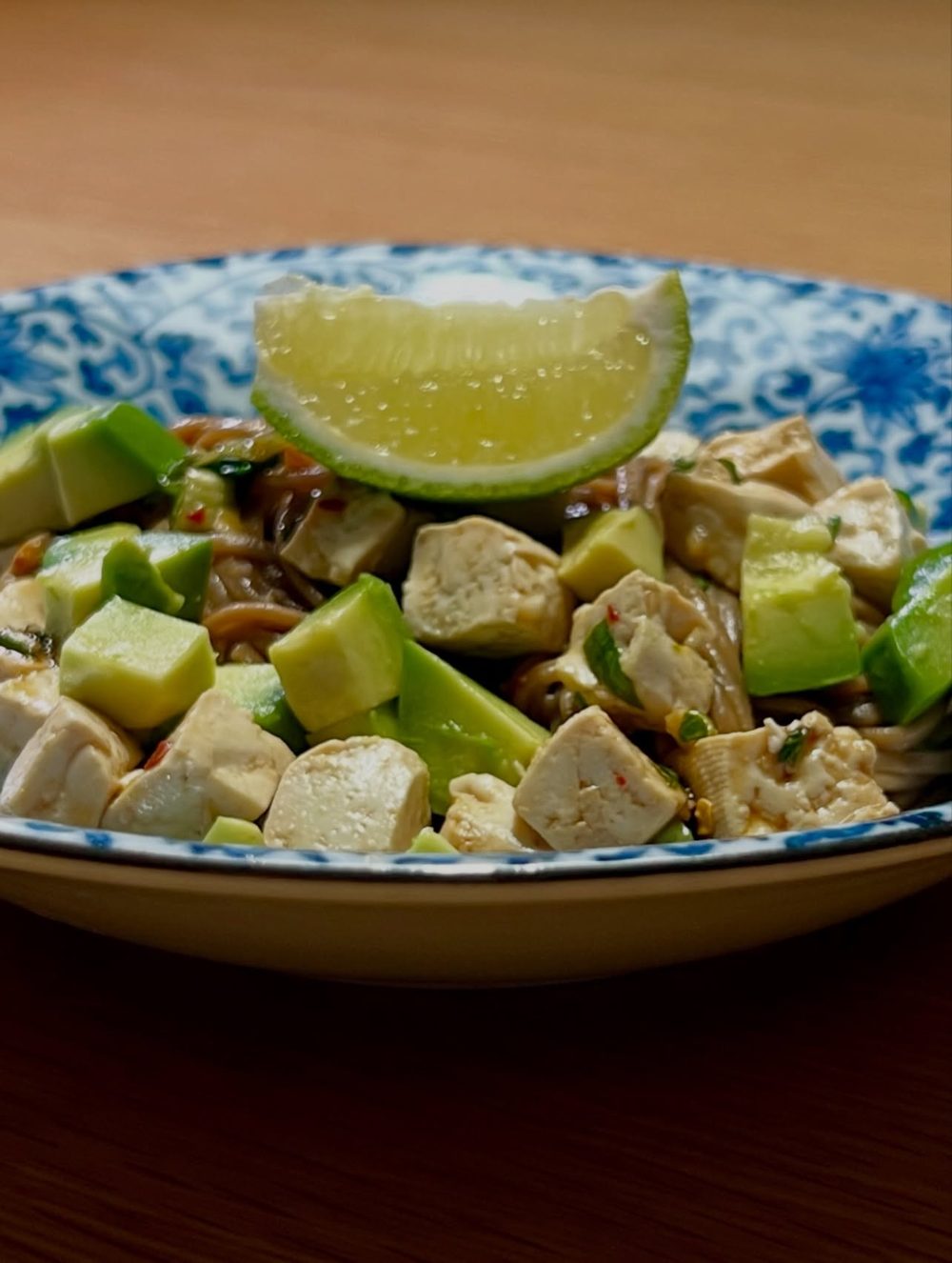 두부와 아보카도를 넣은 메밀소면 샐러드 Tofu Avocado Buckwheat Noodles Salad 2
