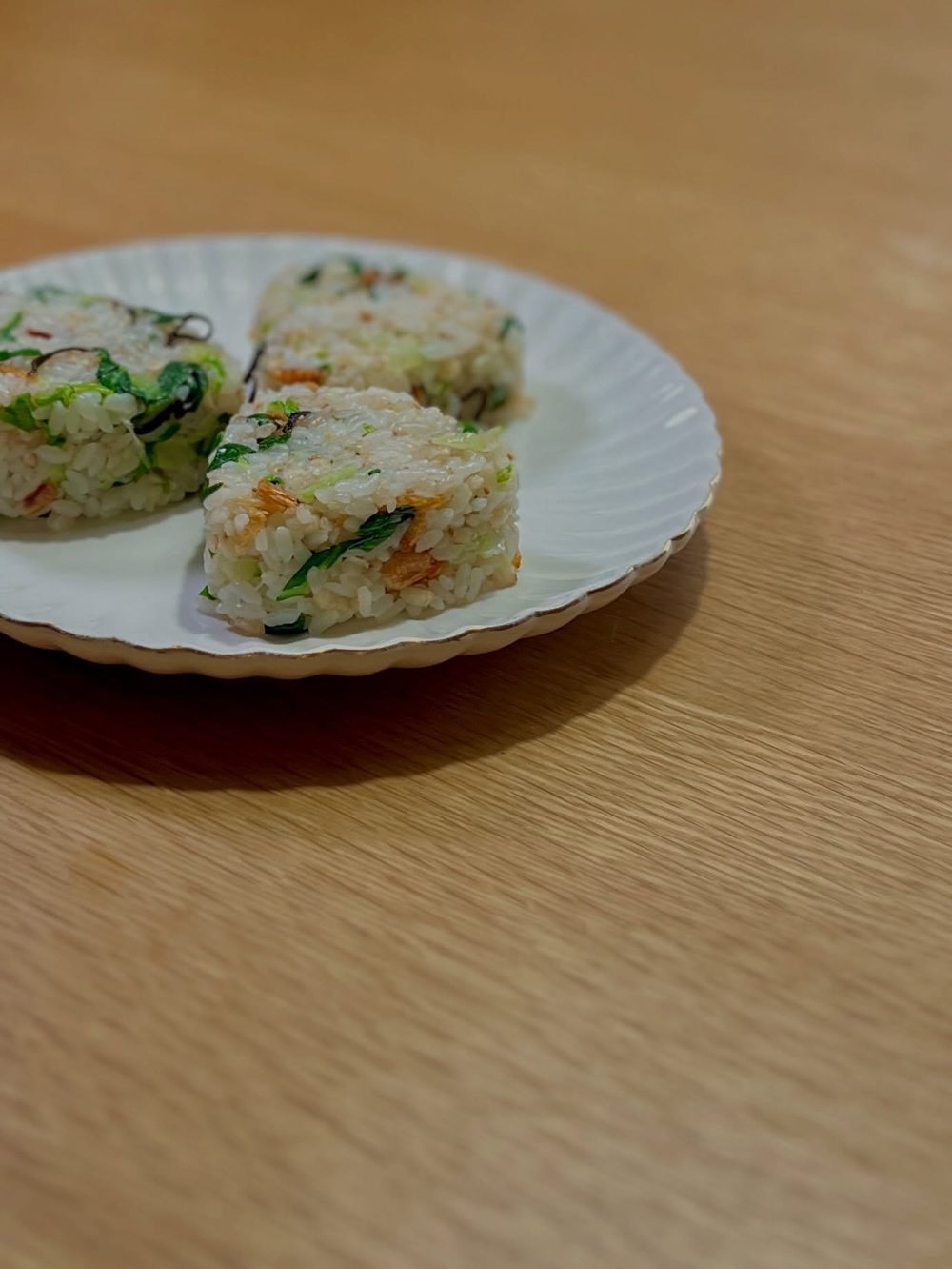 향긋하고 아삭한 봄동이 씹히는 오니기리 Spring Cabbage Onigiri 3