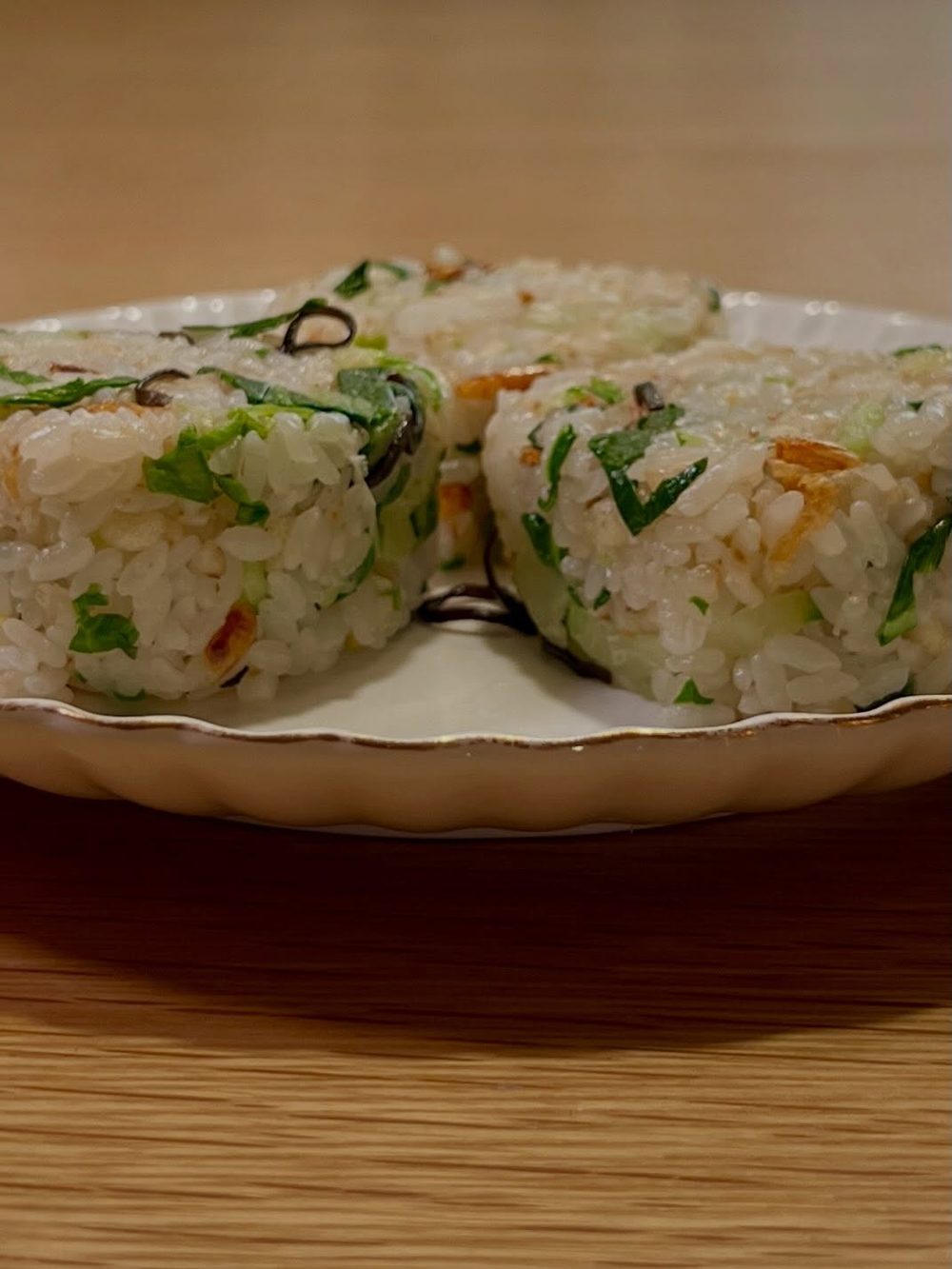 향긋하고 아삭한 봄동이 씹히는 오니기리 Spring Cabbage Onigiri 4