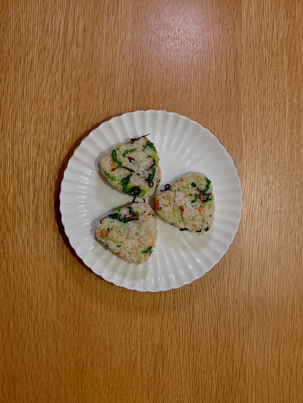 향긋하고 아삭한 봄동이 씹히는 오니기리 Spring Cabbage Onigiri 5