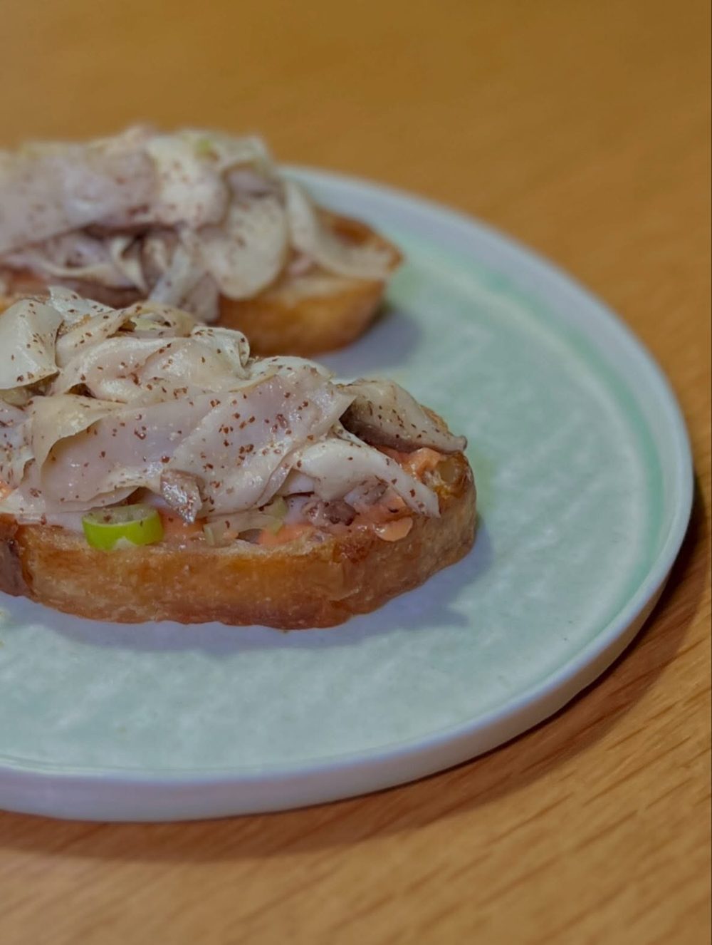 사워도우 치아바타 토스트 Caviar & King Oyster Mushroom Sourdough Ciabat