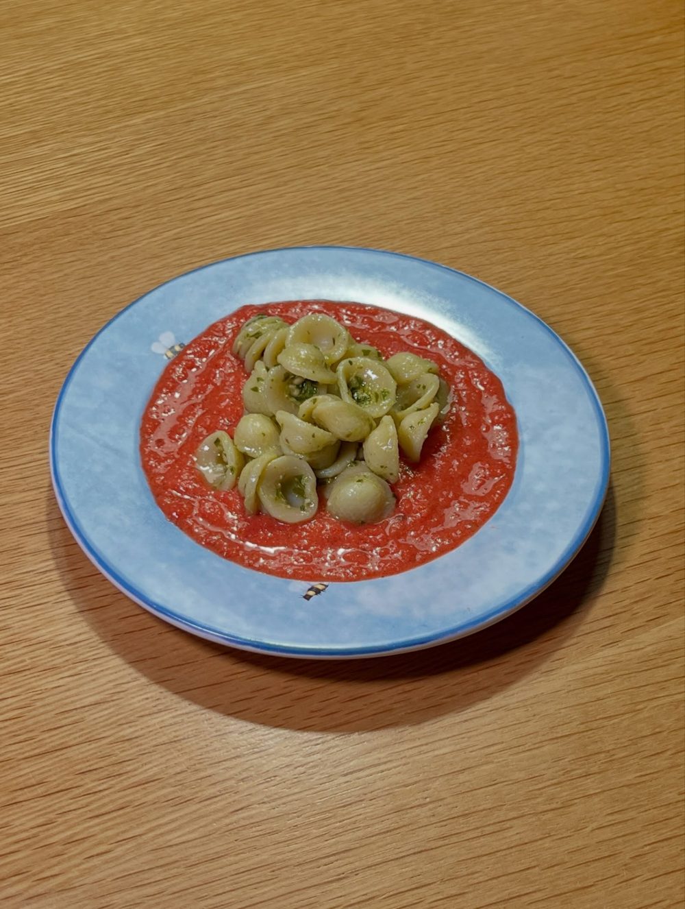 시원한 토마토를 곁들인 바질 콜드 오레키에테 Basil Cold Orecchiette