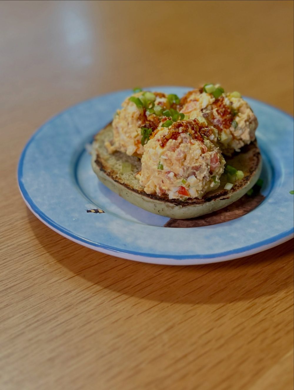 25:50:25 환상적인 탄단지 비율의 스매시드 에그 베이글 Smashed Egg Bagel 5