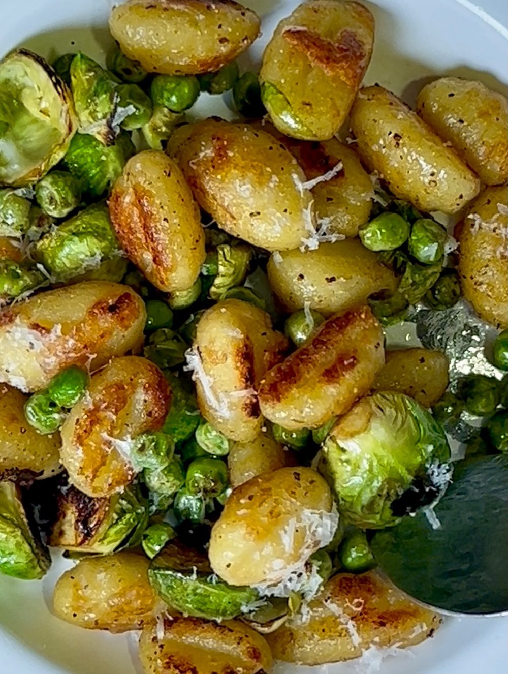 Crispy Gnocchi with Brussels Sprouts and Green Peas 3