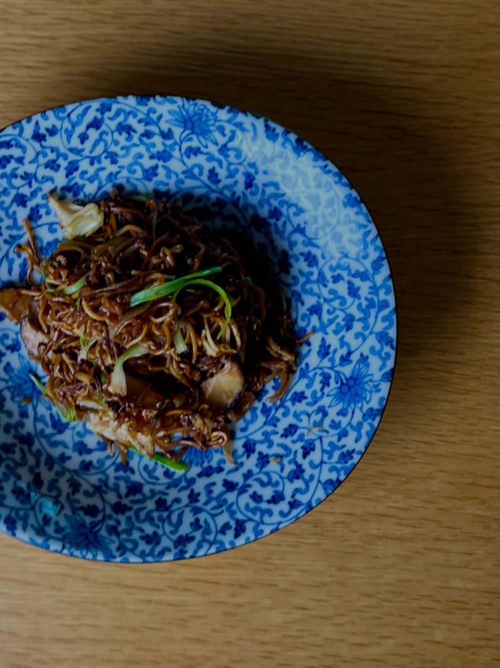 Hong Kong-Style Soy Sauce Fried Egg Noodles 3