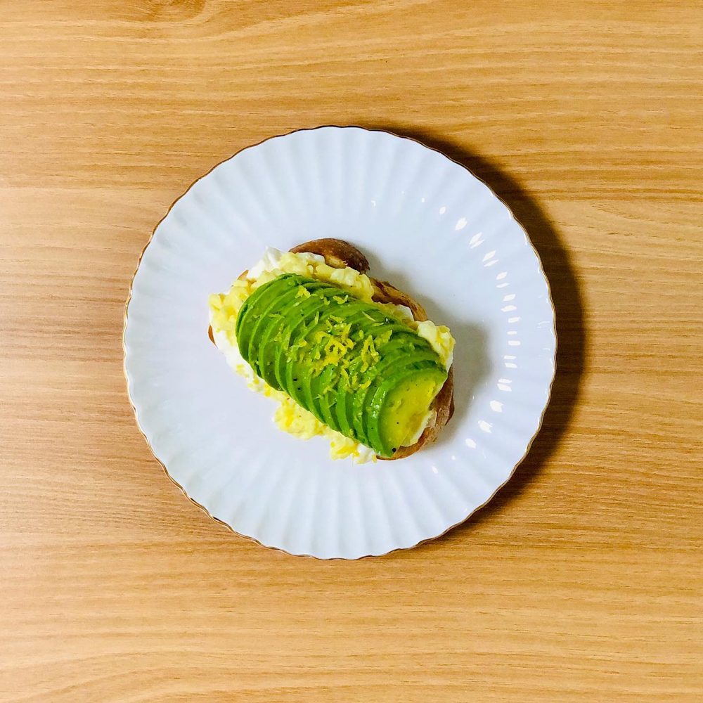 아보카도샌드위치 모닝리추얼 모닝루틴
