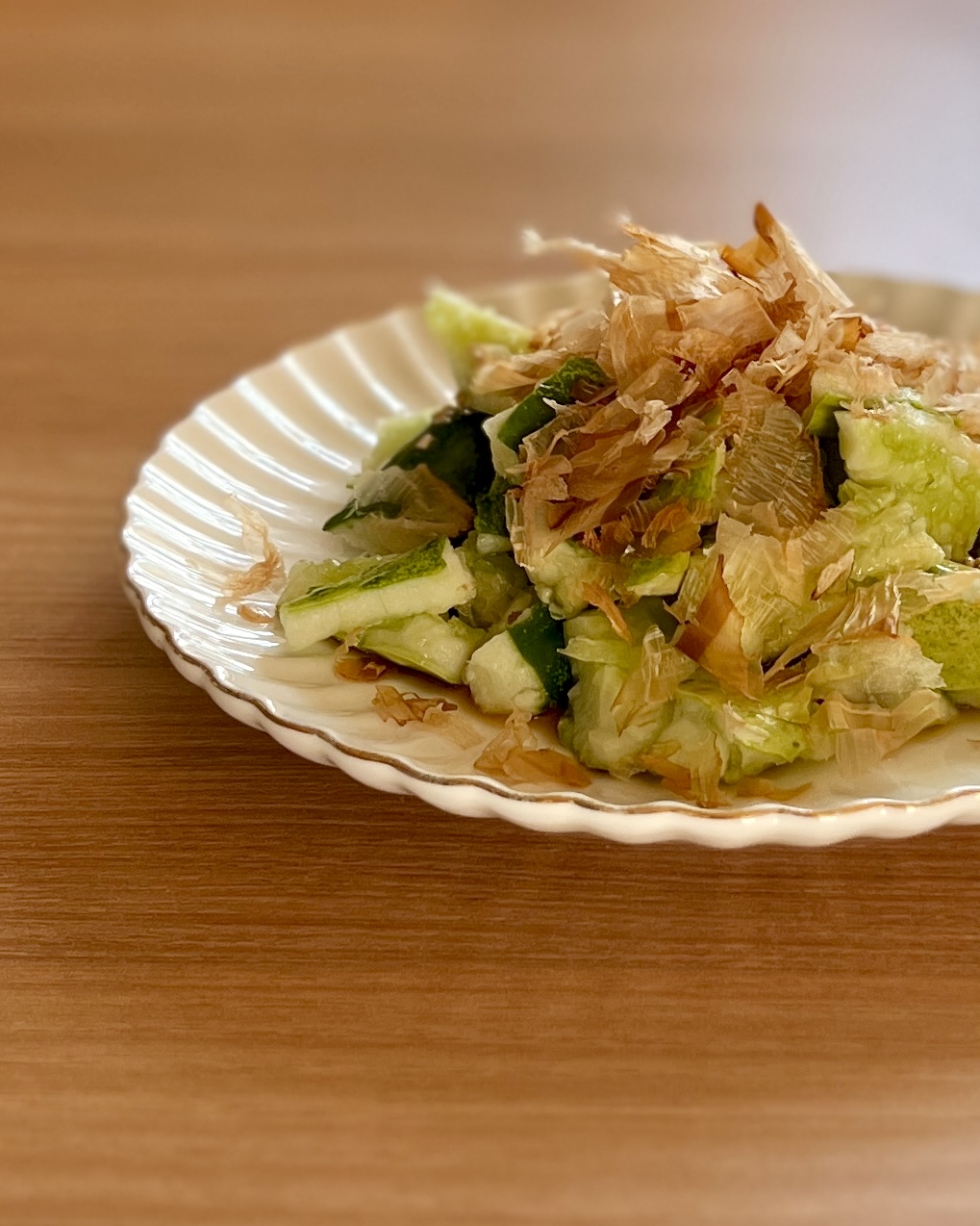 Japanese-Style Smashed Cucumber (Tataki Kyuri)