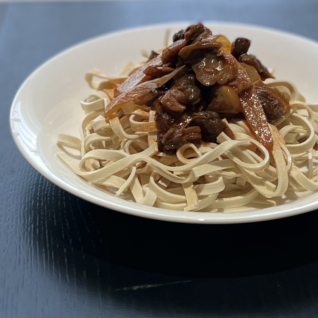 Spicy Cockle Salad Tofu Noodles