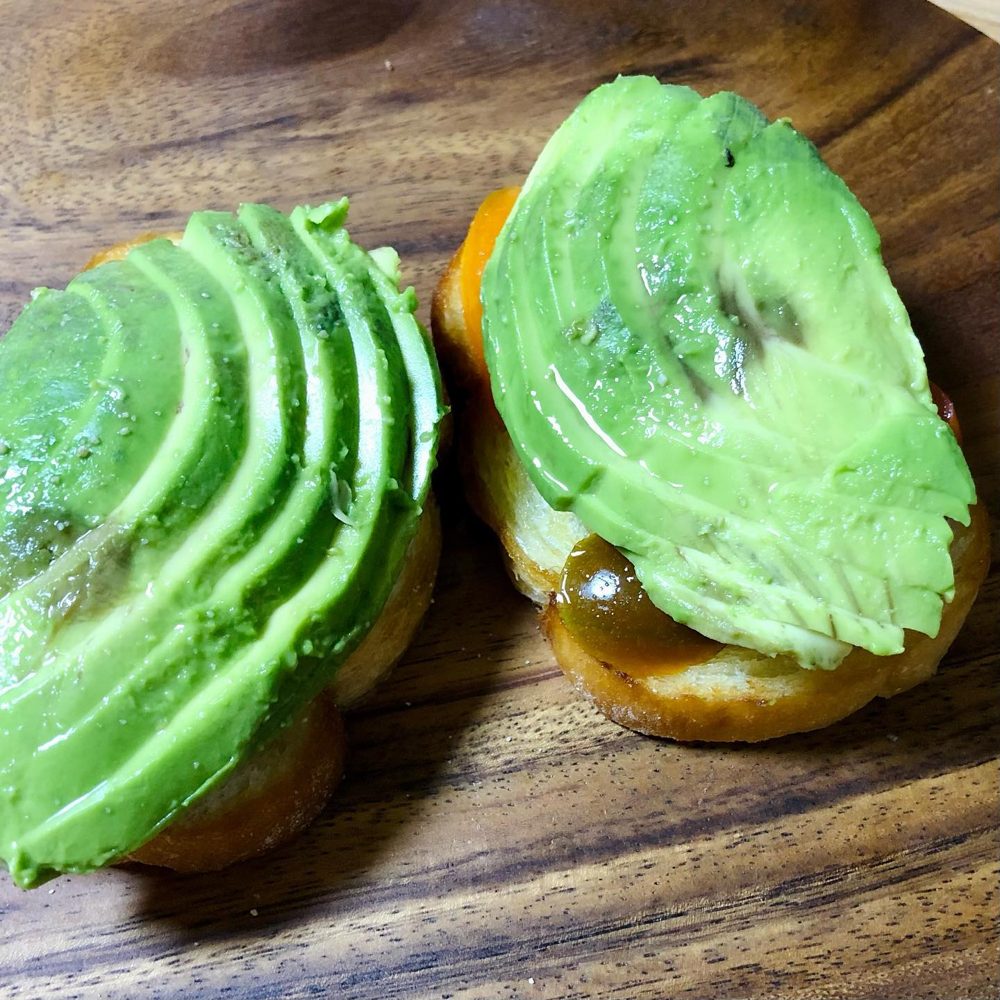 아보카도 크로스티니 아보카도크로스티니 2
